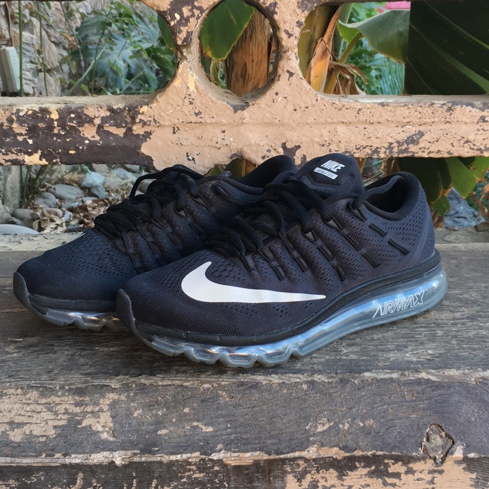 Nike Air Max 2016 size 8